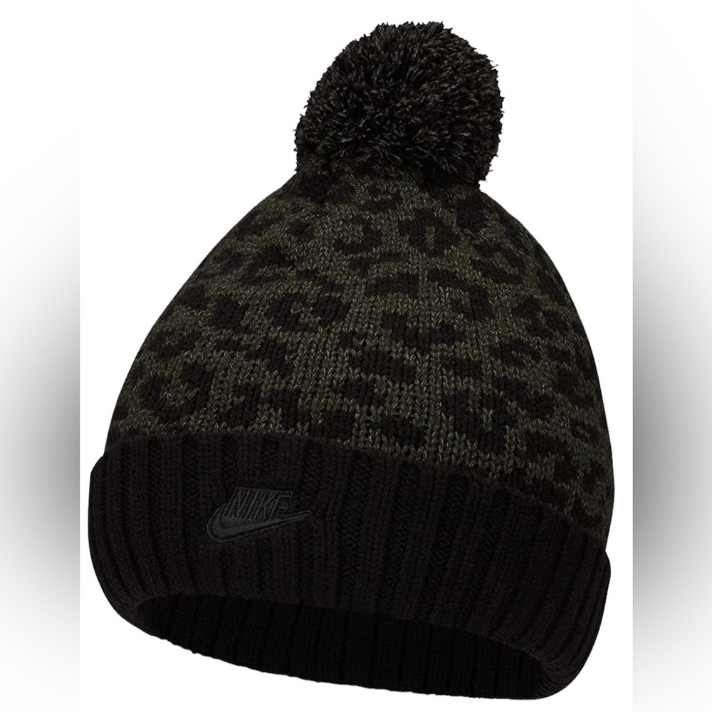 NEW Nike Sportswear Leopard Cheetah Fleece Lined Beanie Winter Hat in Black - Picture 1 of 2